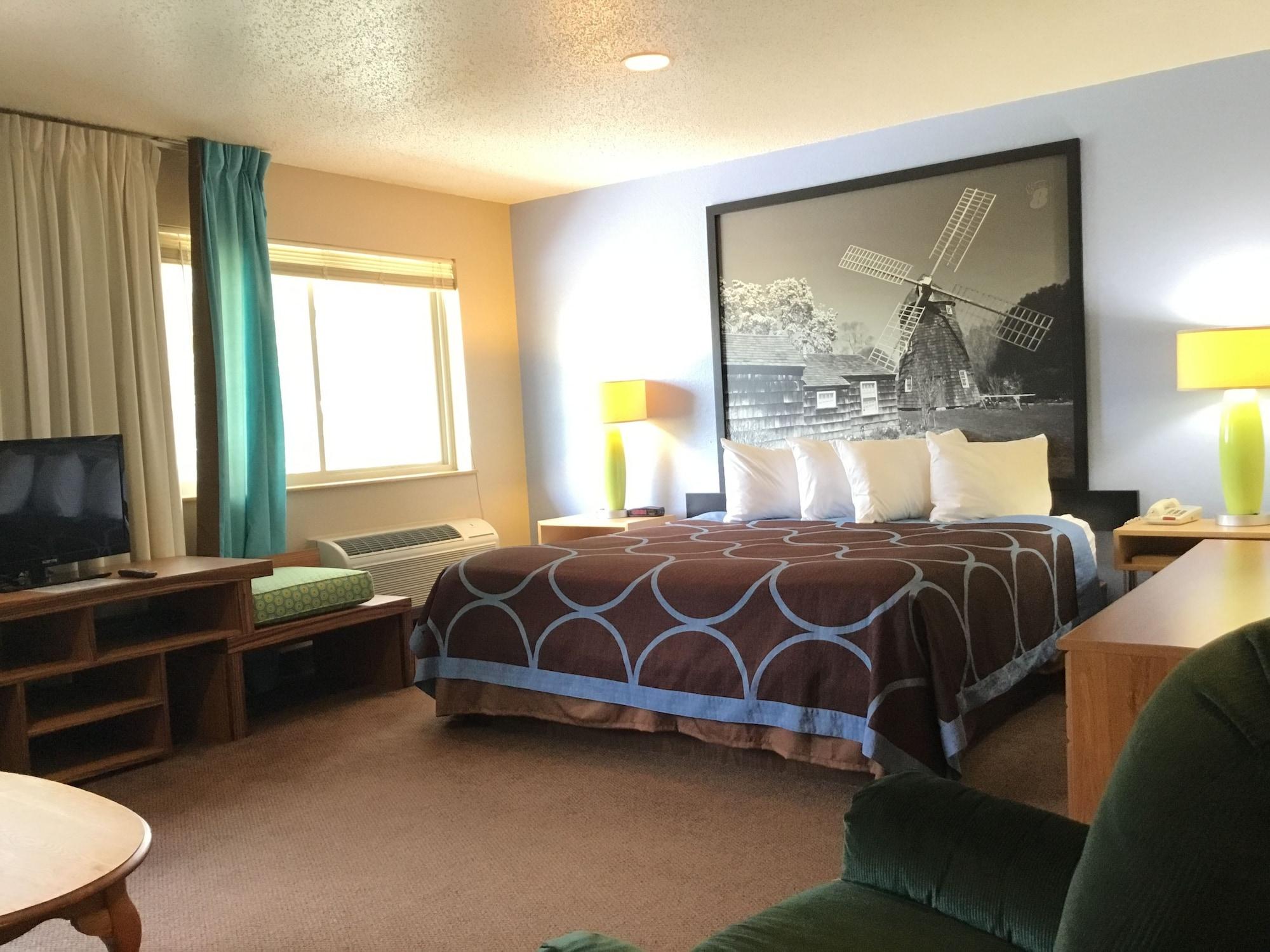 Super 8 By Wyndham Newburgh/West Point Stewart Intl Airport Motell Exteriör bild